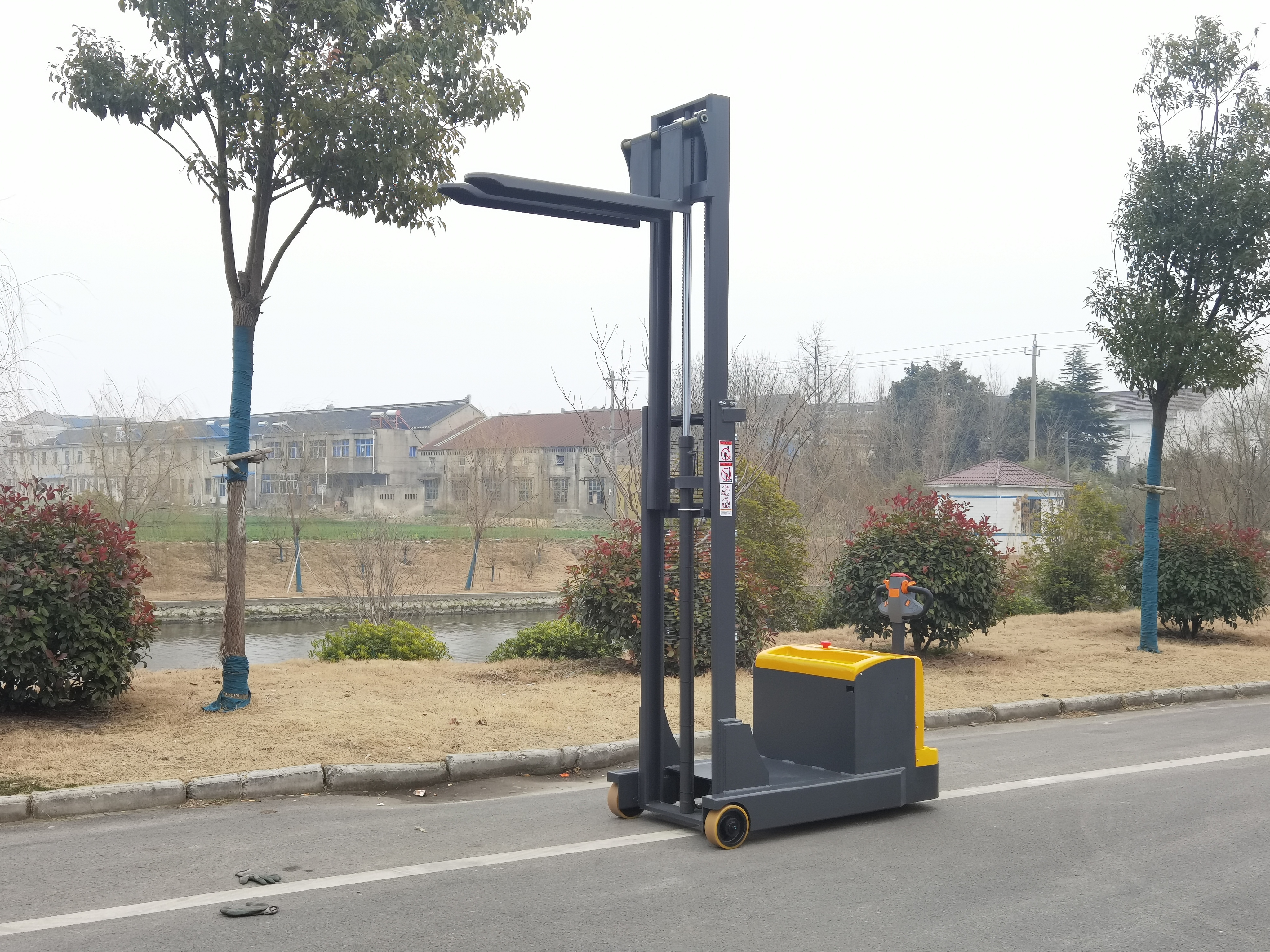 900kg 1000kg Electric walkie stacker Counterbalanced Stacker without legs