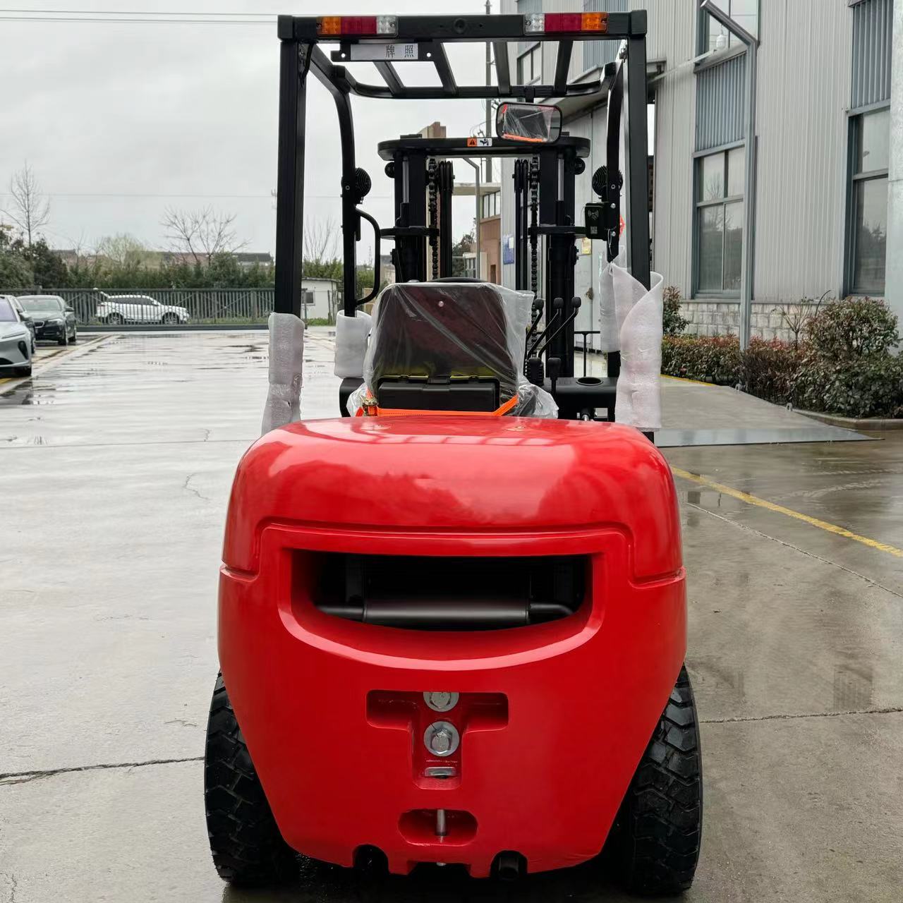 Superior Quality 2 Ton Diesel Forklift Truck with Cab hot sale forklift trucks